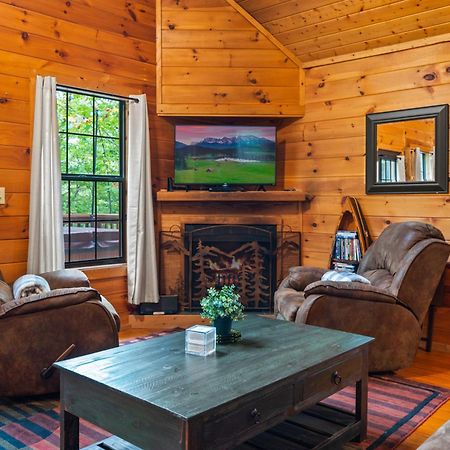 Great Smoky Mountains Cabin!, Secluded, Pet-Kid Friendly! Sevierville Exterior photo
