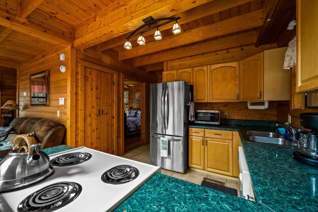 Great Smoky Mountains Cabin!, Secluded, Pet-Kid Friendly! Sevierville Exterior photo