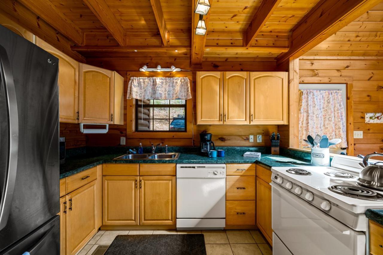 Great Smoky Mountains Cabin!, Secluded, Pet-Kid Friendly! Sevierville Exterior photo