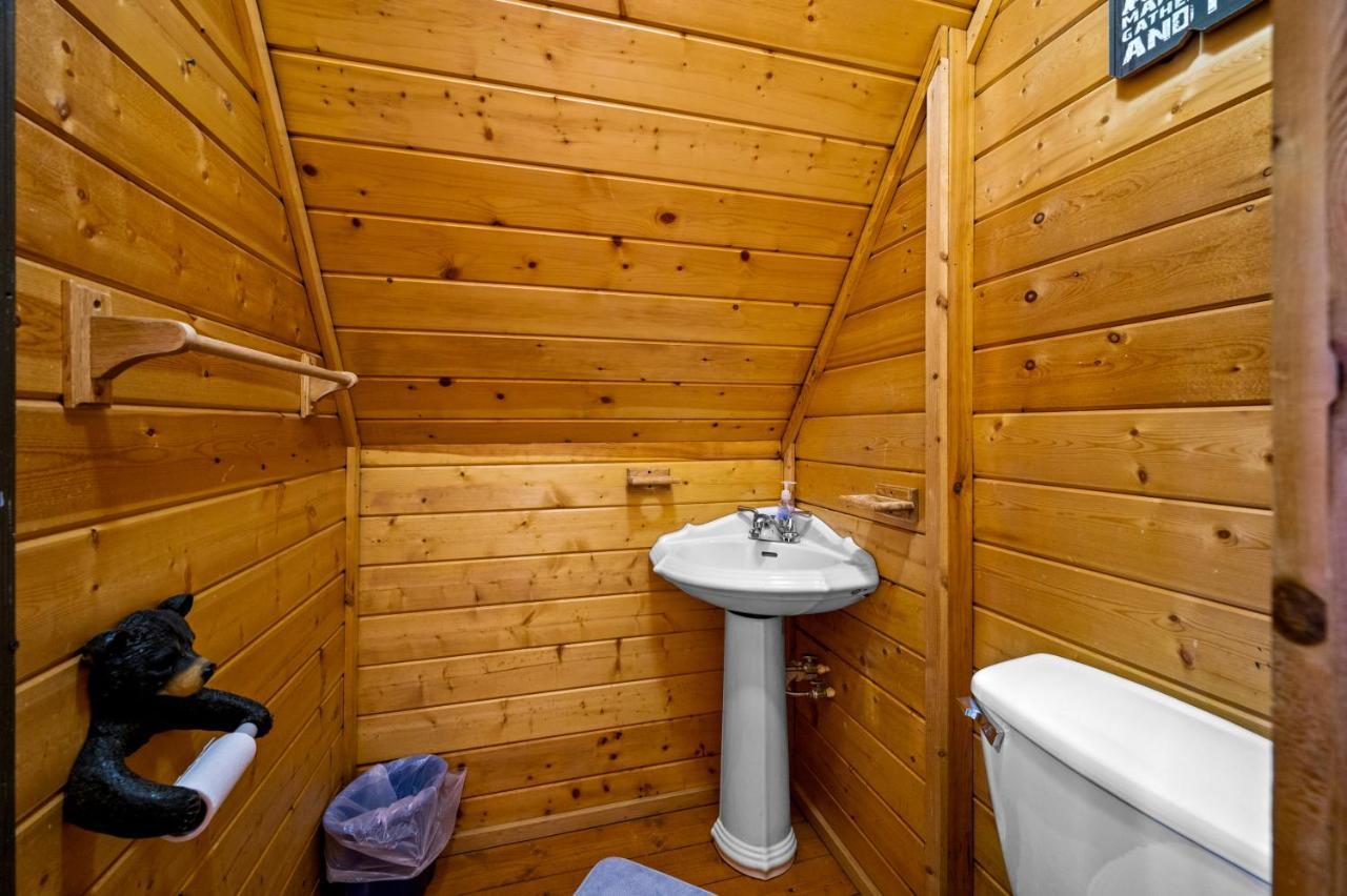 Great Smoky Mountains Cabin!, Secluded, Pet-Kid Friendly! Sevierville Exterior photo